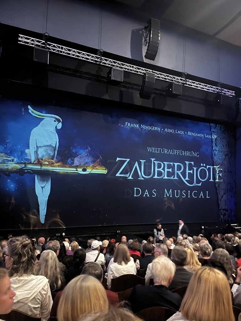 "Zauberflöte - Das Musical" durfte im Festspielhaus Neuschwanstein in Füssen seine Premiere feiern.